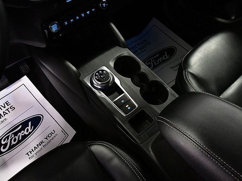 Used 2024 Ford Escape Platinum image 22