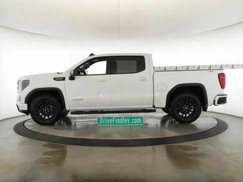 Used 2025 GMC Sierra 1500 Elevation w/ Elevation Premium Package image 9