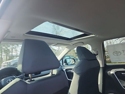 New 2025 Toyota RAV4 XLE w/ Convenience Package FWD image 28