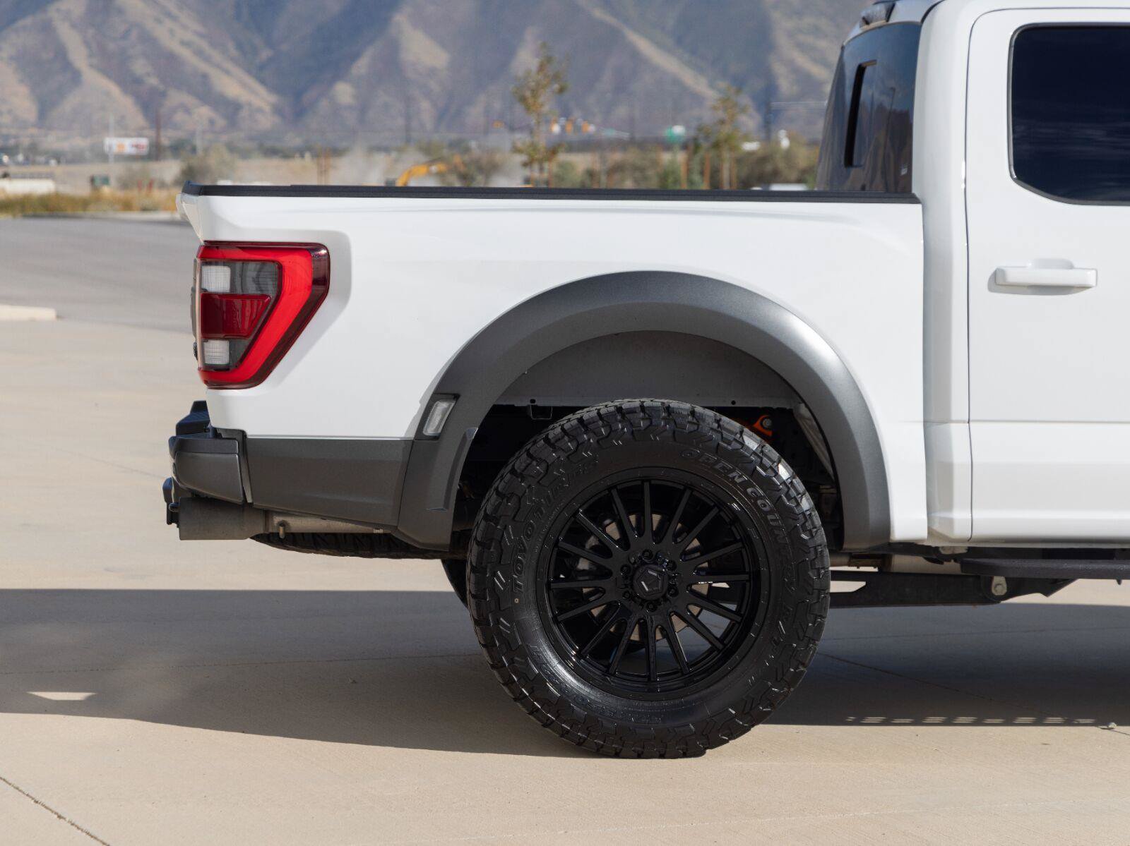 Used 2023 Ford F150 Raptor AWD/4WD image 11