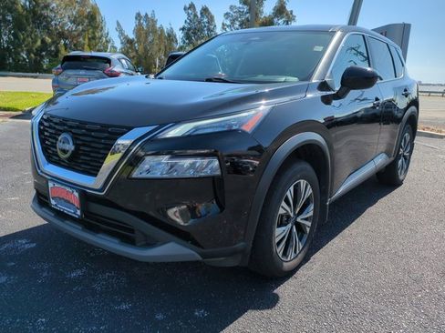 Certified 2023 Nissan Rogue SV image 9