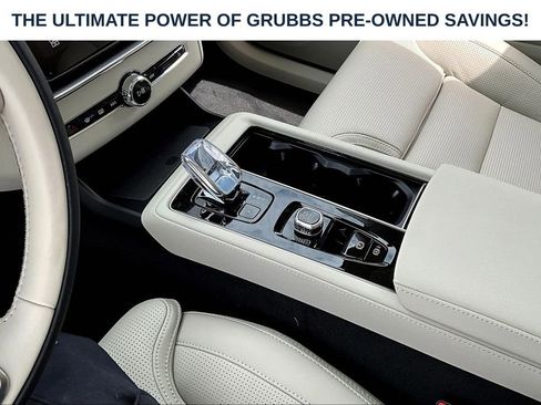 New 2026 Volvo XC90 B6 Ultra w/ Protection Package AWD/4WD image 21