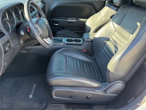 Used 2013 Dodge Challenger R/T Plus image 11