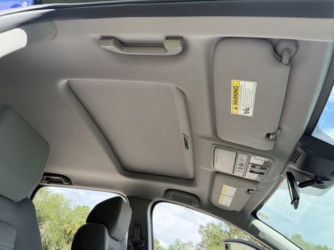 Used 2019 Honda CR-V EX image 18