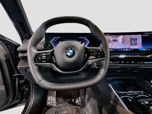 Used 2026 BMW 530i xDrive w/ Premium Package AWD/4WD image 11