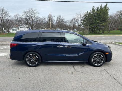 Used 2024 Honda Odyssey Elite image 6