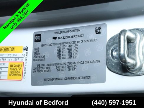 Used 2025 GMC Yukon Denali AWD/4WD image 24