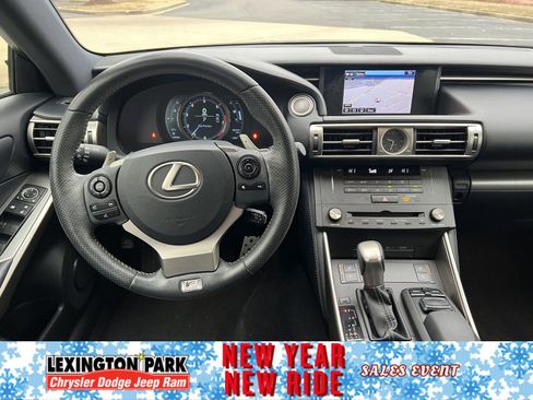 Used 2015 Lexus IS 350 AWD image 17