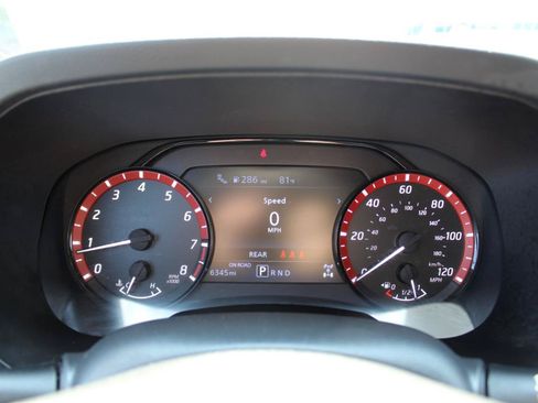 Used 2026 Nissan Frontier PRO-4X w/ Pro-4x Convenience Package AWD/4WD image 15