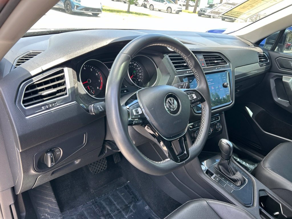 Used 2021 Volkswagen Tiguan SE FWD image 22