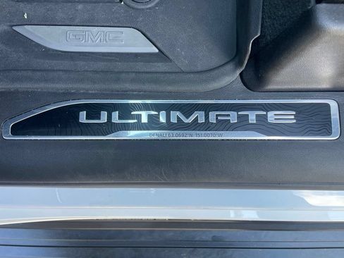 Used 2024 GMC Sierra 1500 Denali Ultimate AWD/4WD image 13
