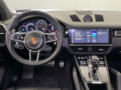 Used 2021 Porsche Cayenne GTS image 27
