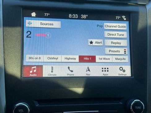 Used 2018 Ford Fusion SE w/ Fusion SE Technology Package image 21