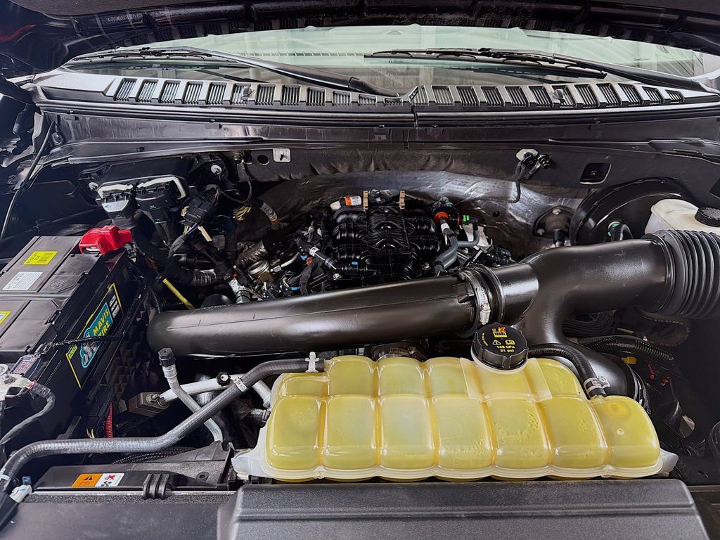 Used 2021 Lincoln Navigator Reserve AWD/4WD image 34
