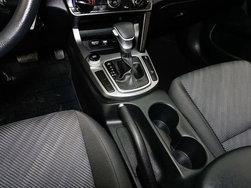 Used 2025 Kia Seltos LX image 22