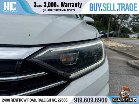 Used 2019 Volkswagen Jetta SEL Premium FWD image 9