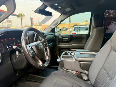 Used 2019 Chevrolet Silverado 1500 Custom Trail Boss w/ Custom Convenience Package AWD/4WD image 11