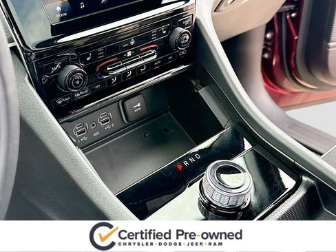 Certified 2024 Jeep Grand Cherokee Altitude image 10