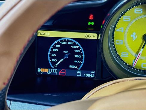 Certified 2015 Ferrari 458 Spider RWD image 14