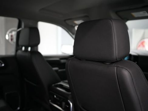 Used 2025 Chevrolet Silverado 1500 LTZ AWD/4WD image 20