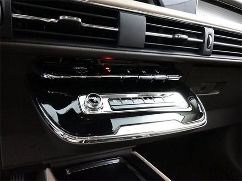 Used 2024 Lincoln Corsair FWD w/ Equipment Group 101A image 11