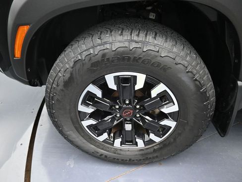 Used 2024 Nissan Frontier PRO-4X w/ Off-Road Protection Package image 24