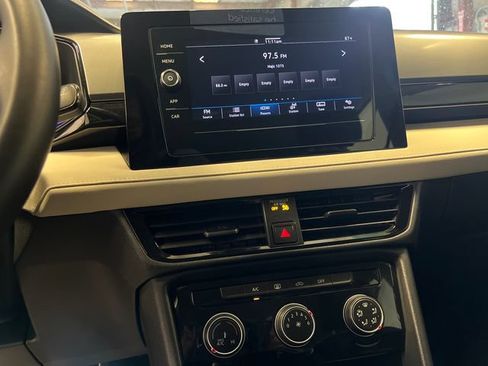 Certified 2025 Volkswagen Taos S FWD image 24