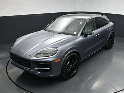 New 2026 Porsche Cayenne S AWD/4WD image 15