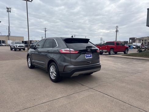 Used 2022 Ford Edge SEL image 5
