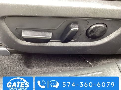 Used 2025 MAZDA CX-50 2.5 Hybrid w/ Premium Plus Pkg AWD/4WD image 17