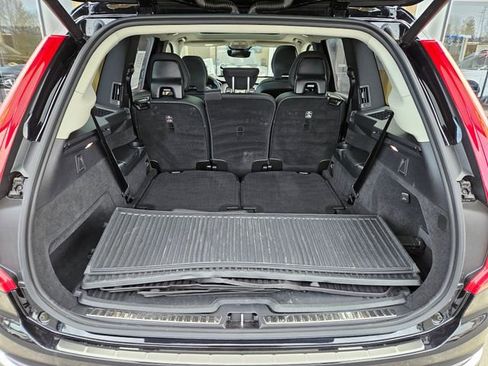 Certified 2024 Volvo XC90 T8 Plus w/ Protection Package Premier AWD/4WD image 18