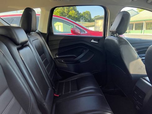 Used 2019 Ford Escape SEL AWD/4WD image 11