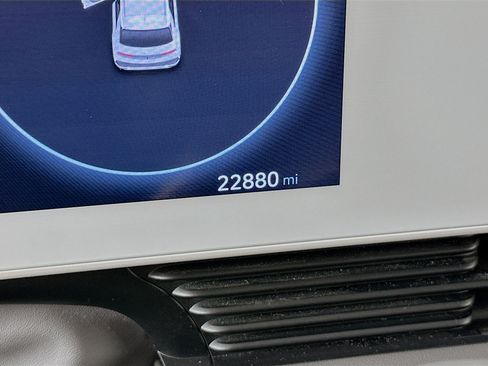 Used 2024 Hyundai Ioniq 5 SEL RWD image 19