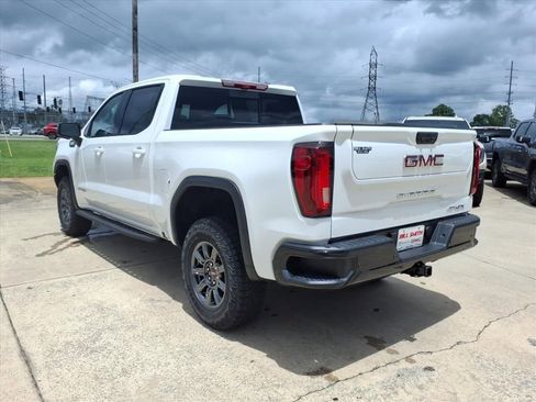 New 2026 GMC Sierra 1500 AT4X AWD/4WD image 5