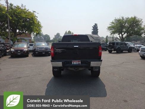 Used 2009 Chevrolet Silverado 2500 LTZ w/ Safety Package AWD/4WD image 9