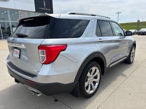 Certified 2020 Ford Explorer Platinum w/ Premium Technology Package AWD/4WD image 34