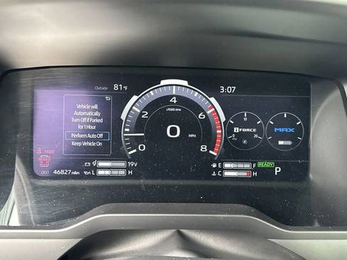 Used 2024 Toyota Sequoia Capstone AWD/4WD image 35