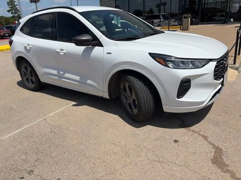 Used 2023 Ford Escape ST-Line w/ Tech Pack #1 FWD image 6