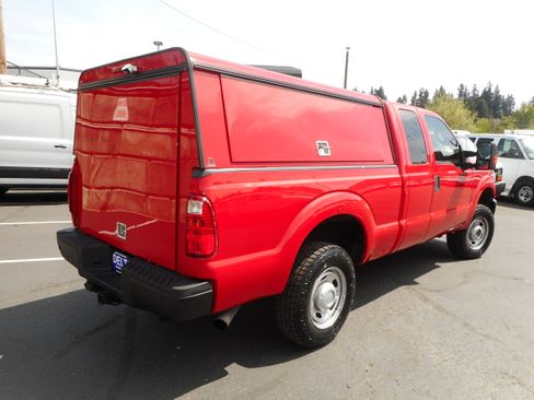 Used 2014 Ford F250 XL w/ Power Equipment Group AWD/4WD image 11