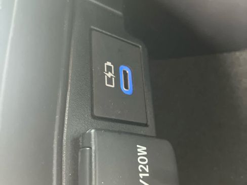 Certified 2022 Toyota Corolla SE FWD image 29
