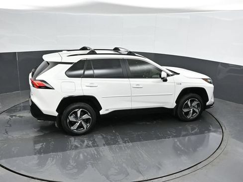 Used 2024 Toyota RAV4 SE w/ Weather & Moonroof Package AWD/4WD image 50
