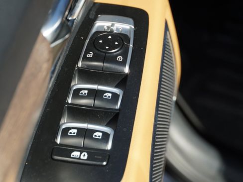 Used 2020 Kia Telluride SX w/ Towing Package image 23