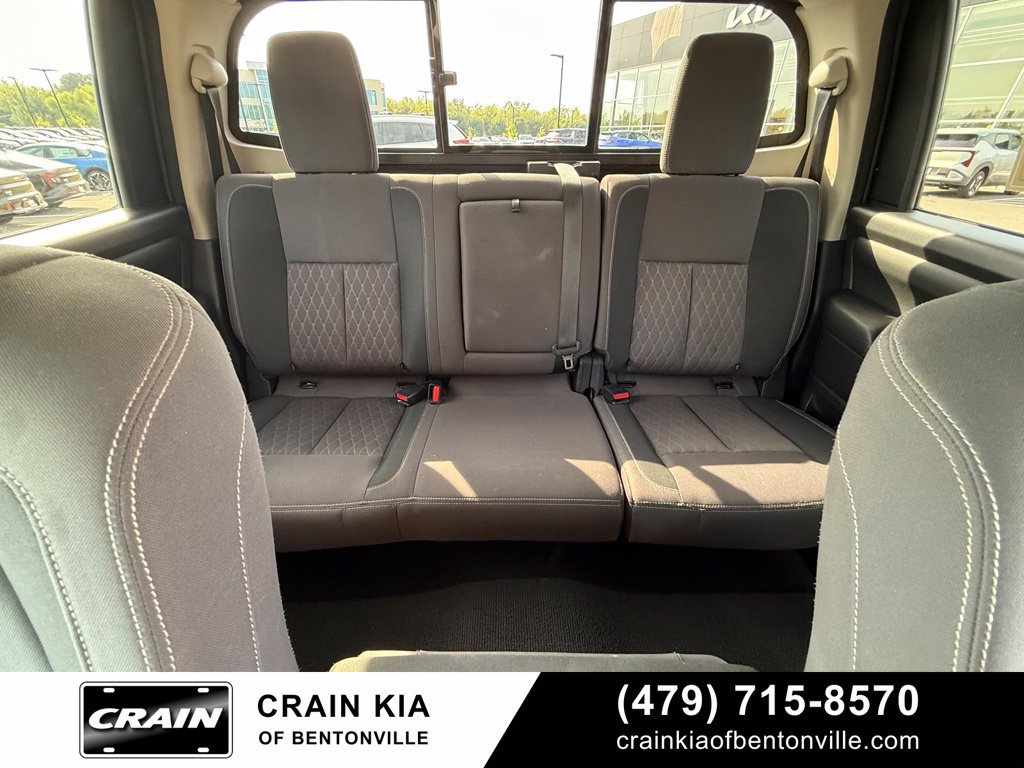 Used 2022 Nissan Titan SV AWD/4WD image 27