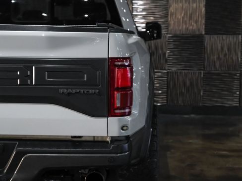Used 2017 Ford F150 Raptor w/ Equipment Group 802A Luxury AWD/4WD image 46