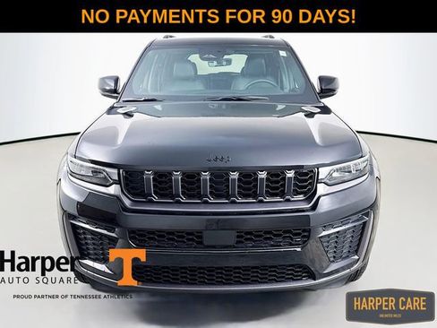 New 2026 Jeep Grand Cherokee Altitude image 2