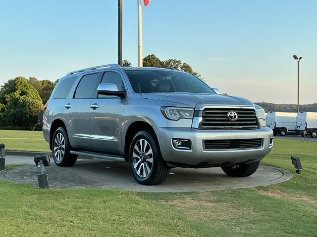 Used 2019 Toyota Sequoia Limited w/ Safety & Convenience Package AWD/4WD image 1
