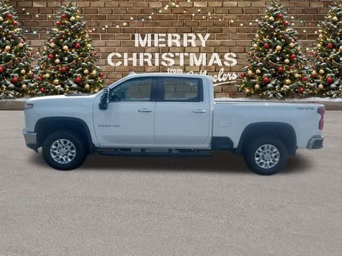 Used 2022 Chevrolet Silverado 2500 LTZ w/ LTZ Convenience Package image 2