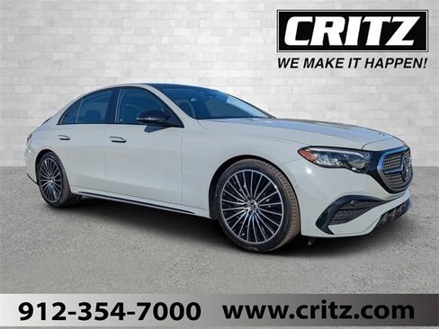 Used 2025 Mercedes-Benz E 350 4MATIC Sedan image 1
