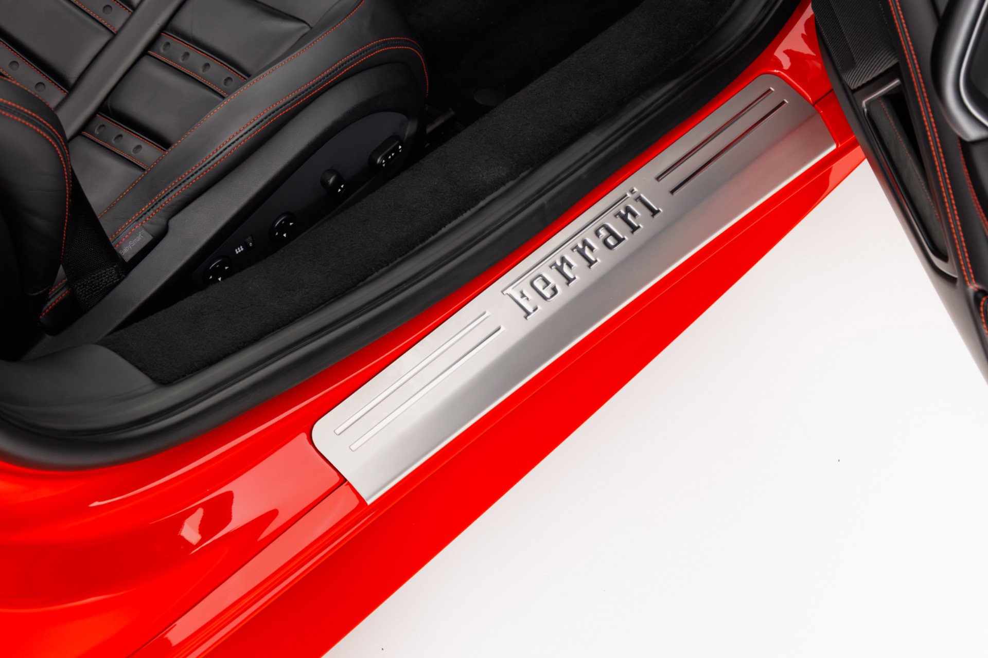 Used 2013 Ferrari 458 Spider RWD image 39