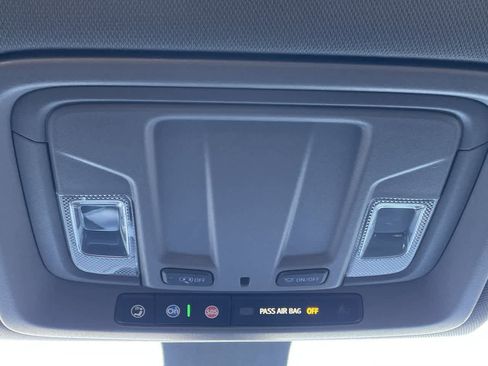 Used 2022 GMC Sierra 2500 SLE w/ SLE Value Package; image 31